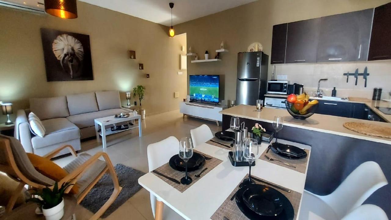 Paramount Gardens Resorts C202 Larnaca Eksteriør billede